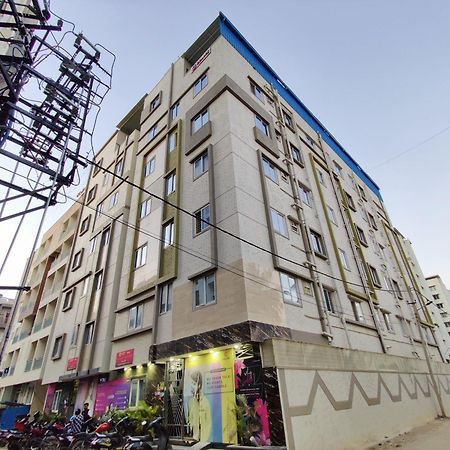C Suites - Clanton Bangalore Exterior foto